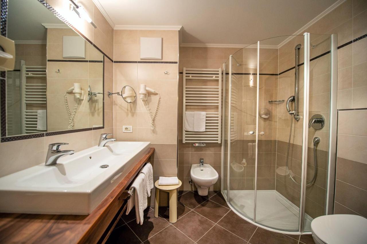 Astor Suites B&B Selva di Val Gardena Exterior foto